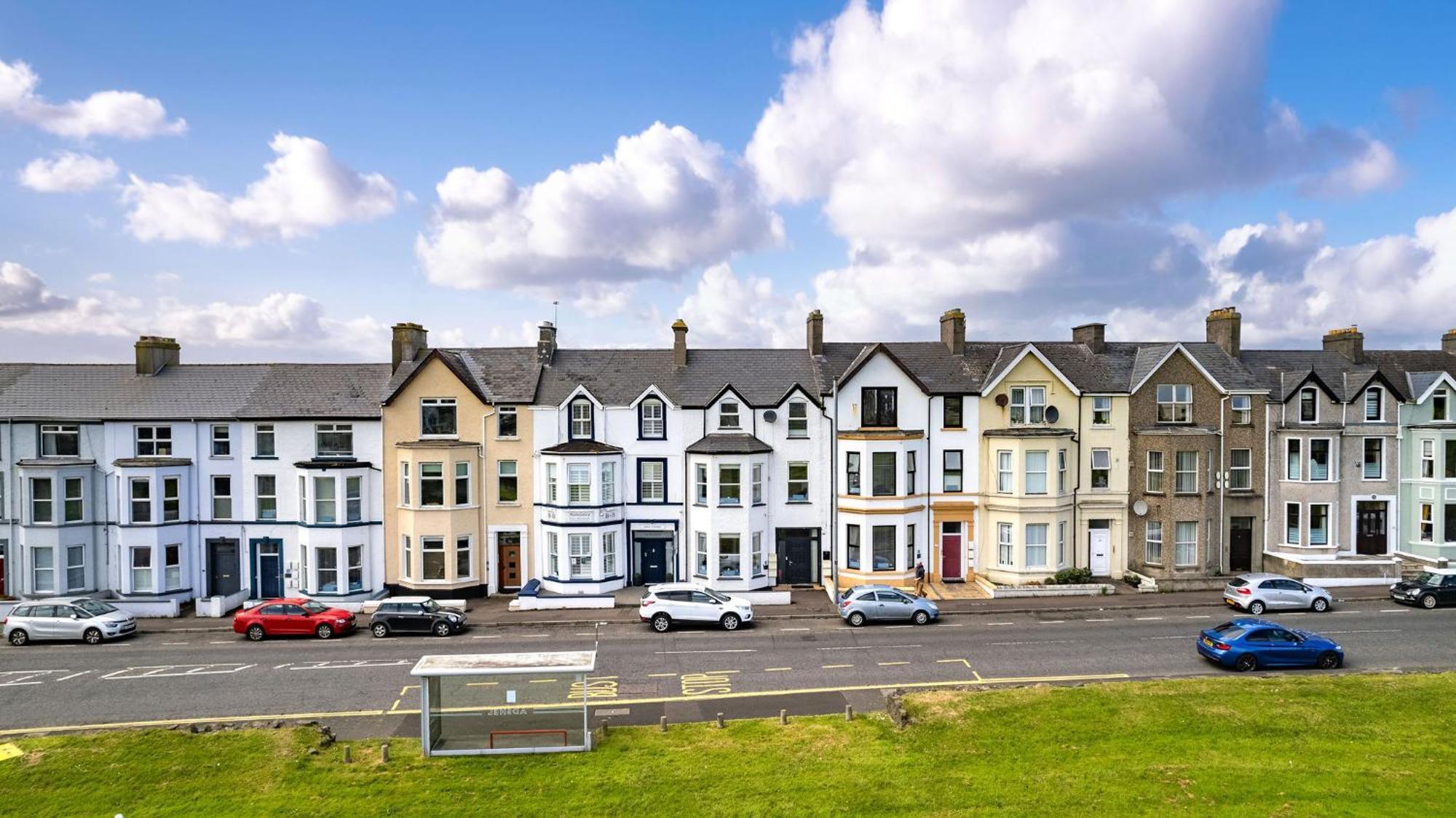 Апартаменты 1 Dunluce Park - Portrush By The Sea Экстерьер фото